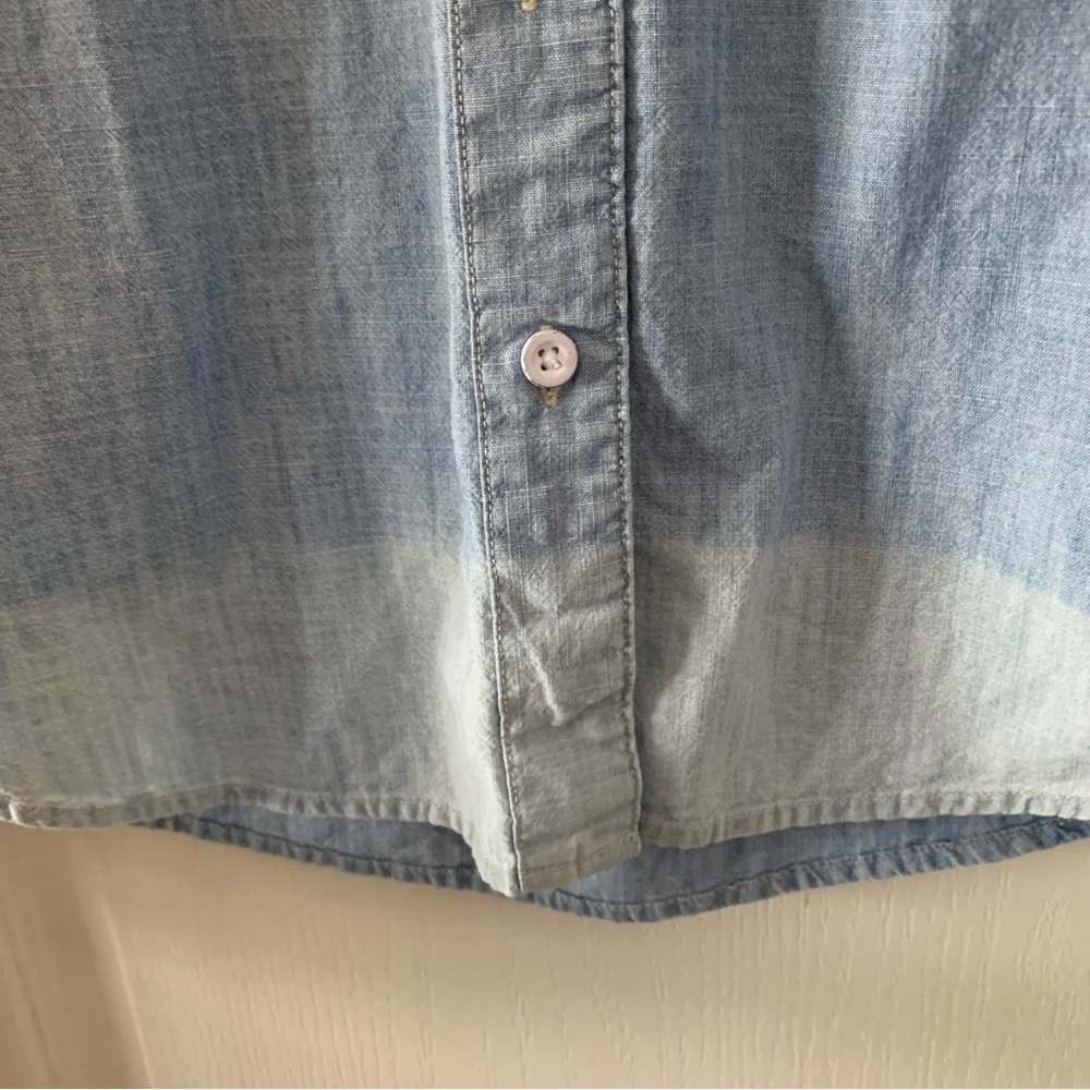 Levi’s Button Down Chambray Top Light Blue With B… - image 3